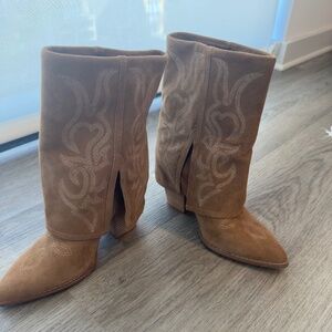 BRAND NEW Steve Madden Layne Western Bootie Size: 8